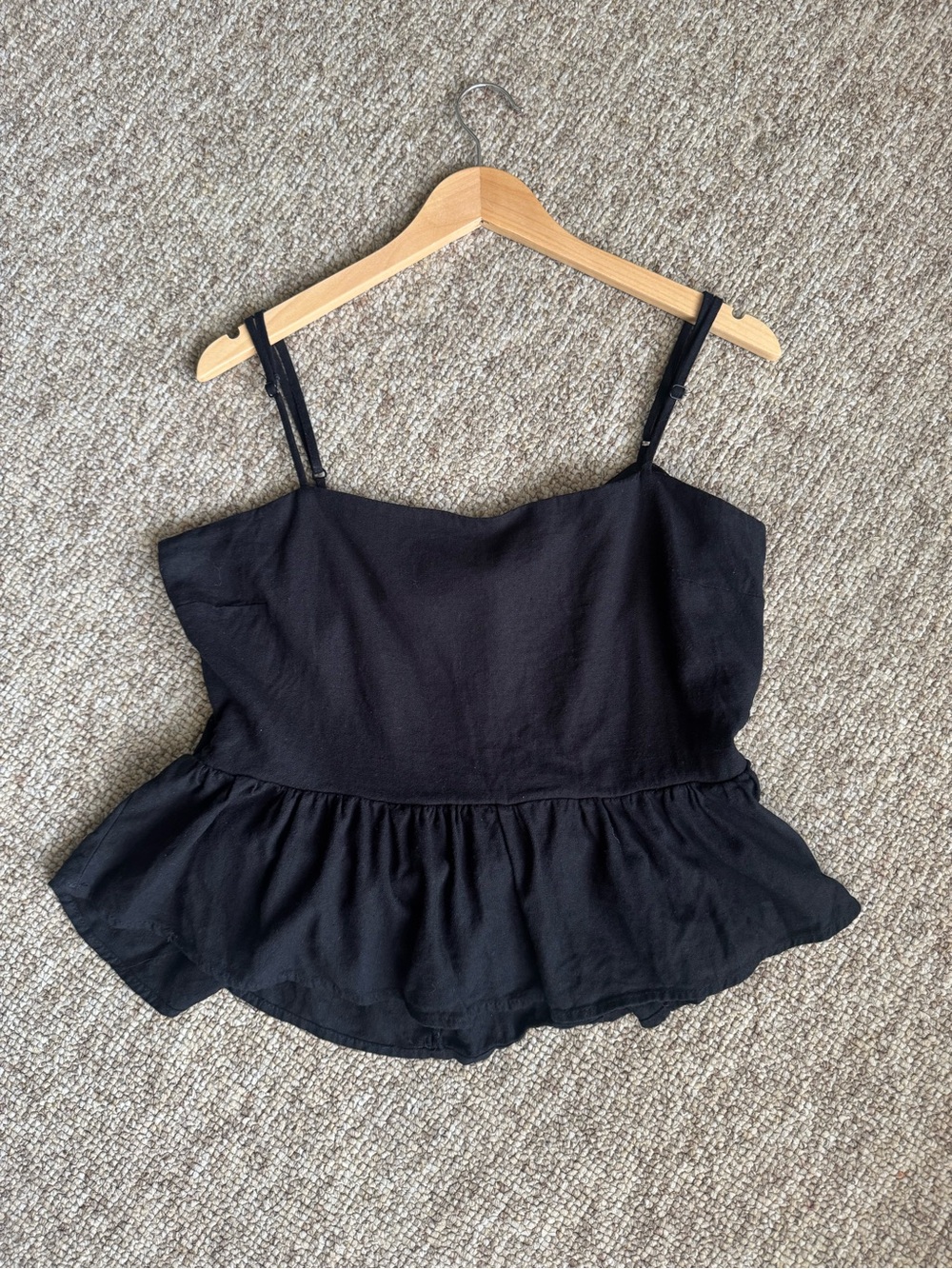 Black peplum open back tie Camisole XL